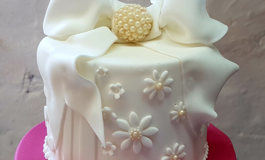 4 Week Professional Wedding Cake Course Cake School
