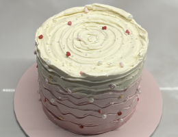 Buttercream ‘wave’ cake with SMB