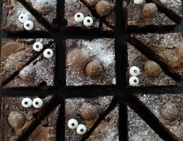 Halloween chocolate brownies